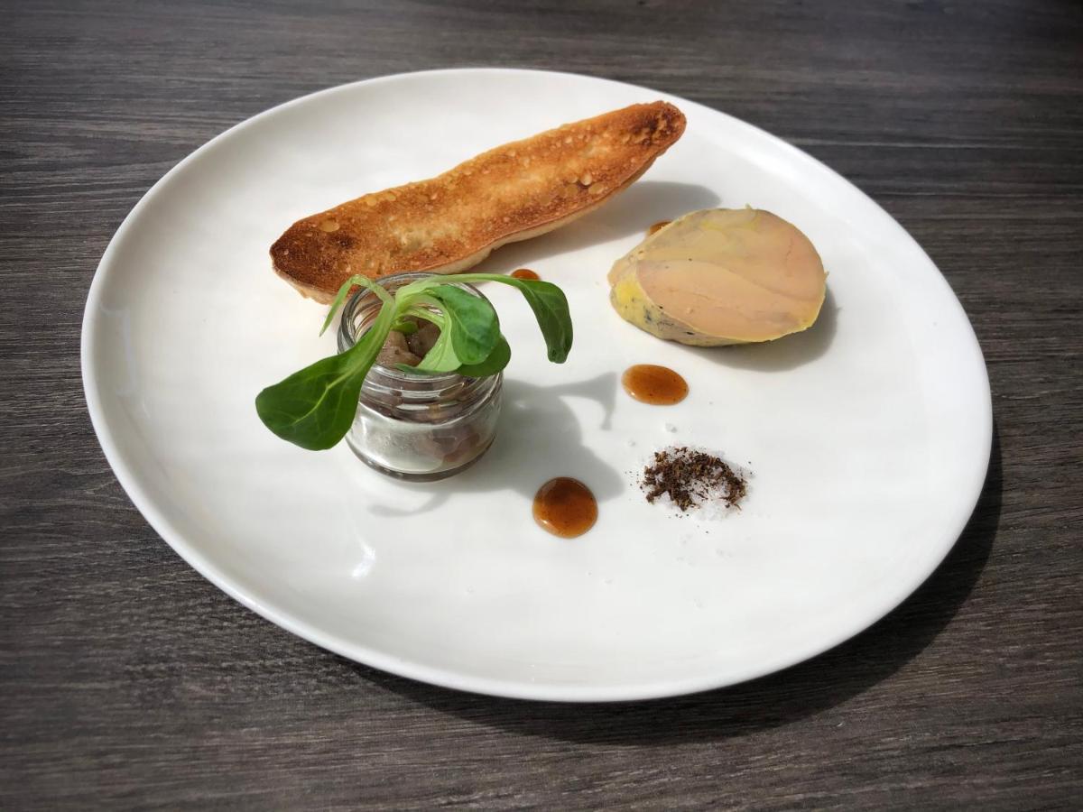 Logis Hotel & Restaurant Les Mouettes - Larmor Plage, Proche De Lorient 外观 照片