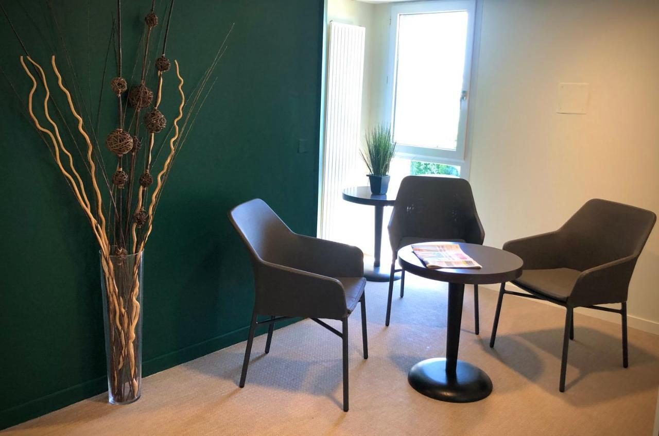 Logis Hotel & Restaurant Les Mouettes - Larmor Plage, Proche De Lorient 外观 照片