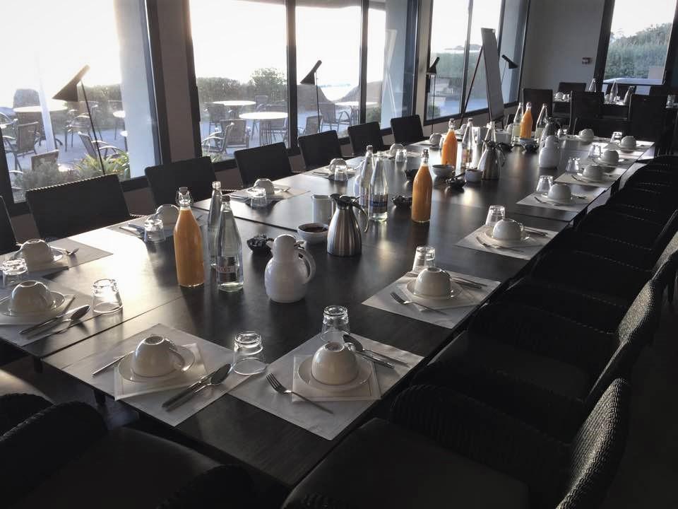 Logis Hotel & Restaurant Les Mouettes - Larmor Plage, Proche De Lorient 外观 照片