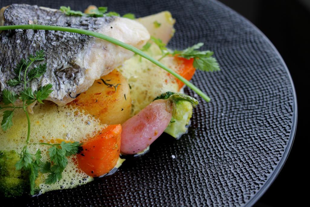 Logis Hotel & Restaurant Les Mouettes - Larmor Plage, Proche De Lorient 外观 照片