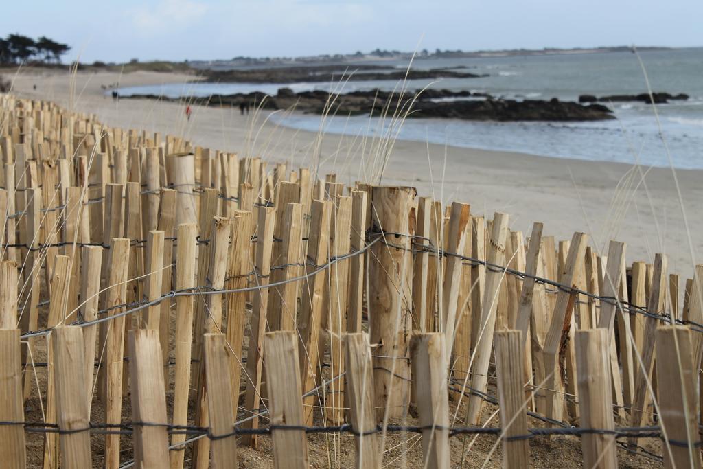 Logis Hotel & Restaurant Les Mouettes - Larmor Plage, Proche De Lorient 外观 照片